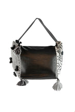 Carica l'immagine nel visualizzatore di Gallery, VIAGGIO A PARIGI